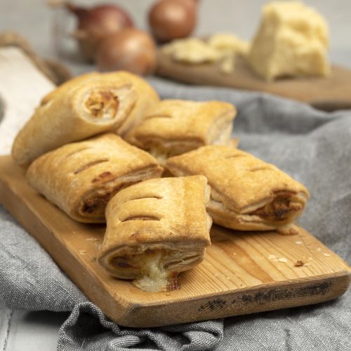 Traditional hand-crimped Cornish pasties by post from Rowe’s Bakers